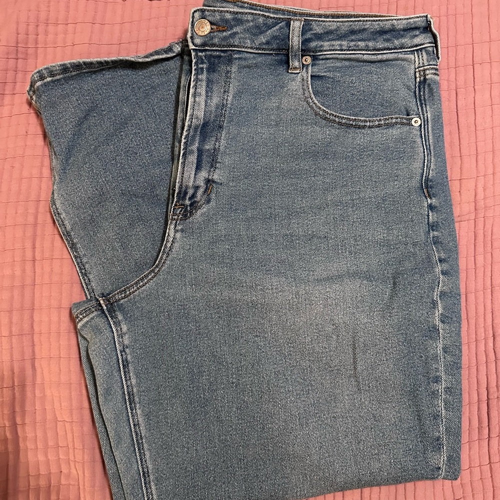 American Eagle Mom Jeans Size 18